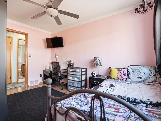 28021 Rockwood Street, St Clair Shores, MI 48081