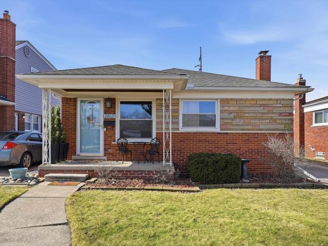 28021 Rockwood Street, St Clair Shores, MI 48081
