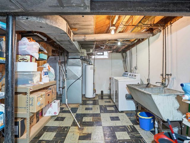 28021 Rockwood Street, St Clair Shores, MI 48081