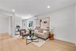 2305 Sesmas Street B, Duarte, CA 91010