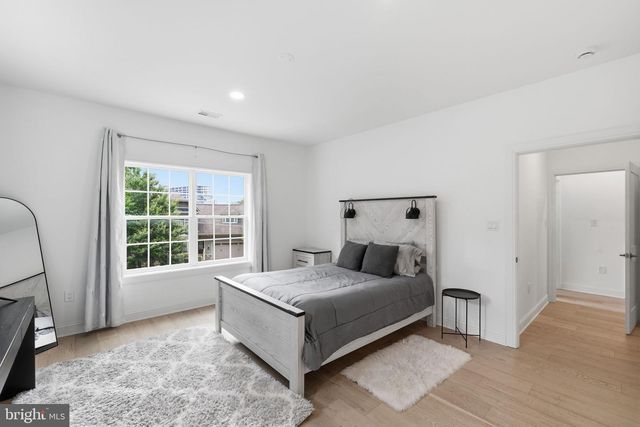 2301 GROVE AVE, Falls Church, VA 22046