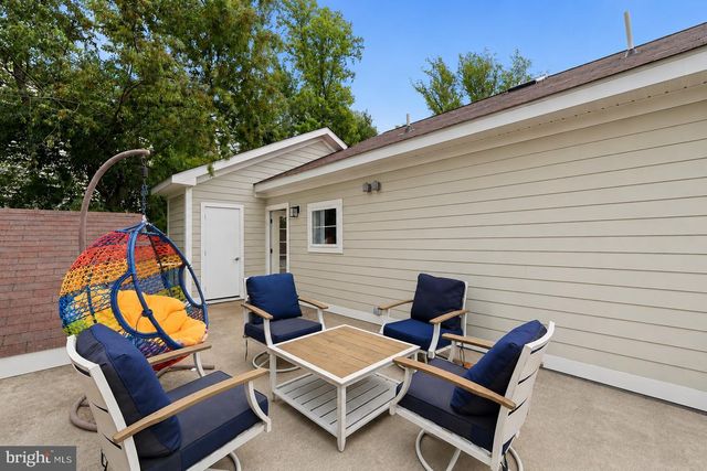 2301 GROVE AVE, Falls Church, VA 22046