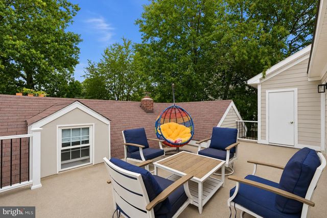 2301 GROVE AVE, Falls Church, VA 22046