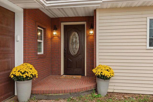 341 WATER STREET, Rosholt, WI 54473