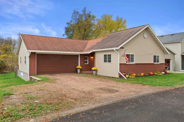 341 WATER STREET, Rosholt, WI 54473