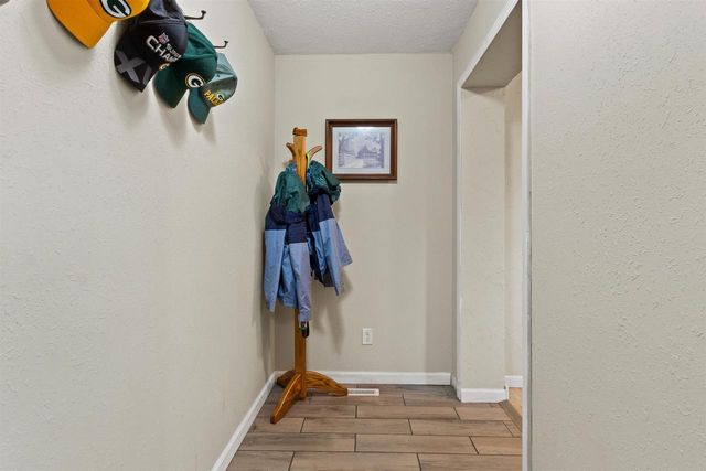 341 WATER STREET, Rosholt, WI 54473