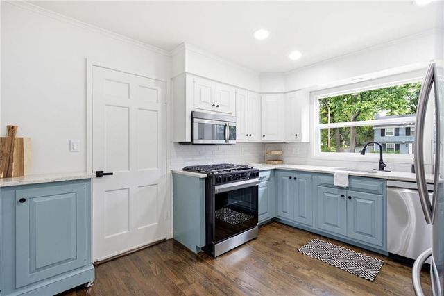 1263 W 67th Terrace, Kansas City, MO 64113