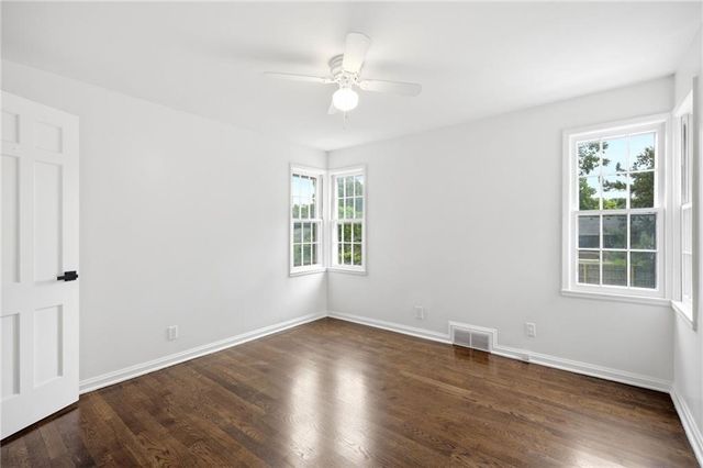 1263 W 67th Terrace, Kansas City, MO 64113