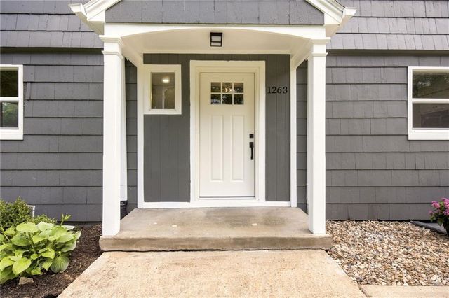 1263 W 67th Terrace, Kansas City, MO 64113