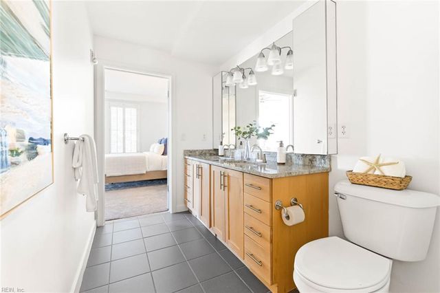 3700 Sandpiper Rd Apt 121, Virginia Beach, VA 23456