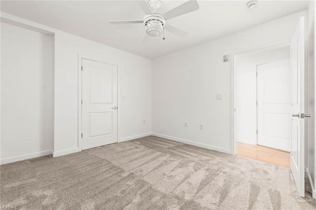3700 Sandpiper Rd Apt 121, Virginia Beach, VA 23456