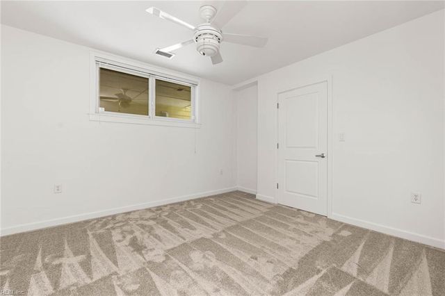 3700 Sandpiper Rd Apt 121, Virginia Beach, VA 23456