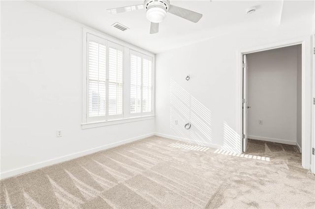 3700 Sandpiper Rd Apt 121, Virginia Beach, VA 23456