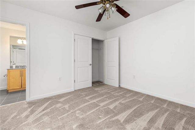 3700 Sandpiper Rd Apt 121, Virginia Beach, VA 23456