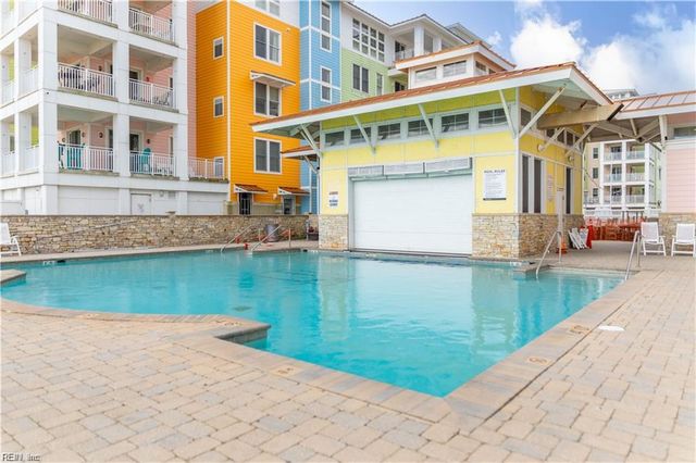 3700 Sandpiper Rd Apt 121, Virginia Beach, VA 23456