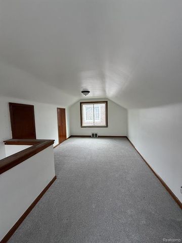 13801 Fordham Street, Detroit, MI 48205
