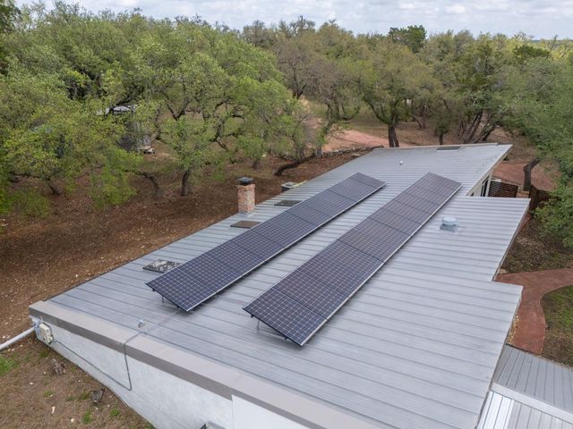 307 Mesa DR, Wimberley, TX 78676