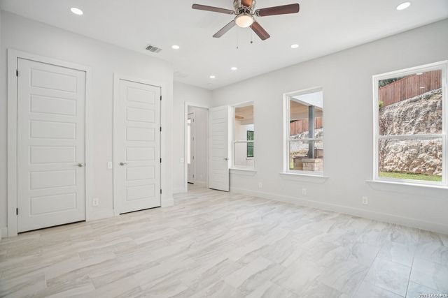 7310 Cresta Bulivar, San Antonio, TX 78256