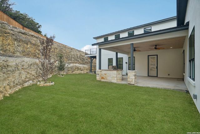 7310 Cresta Bulivar, San Antonio, TX 78256