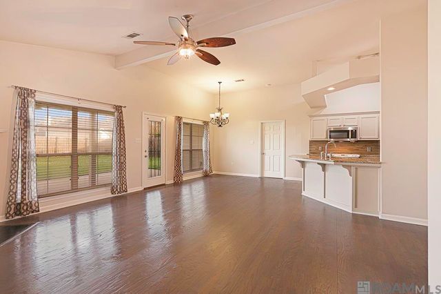 17419 Kaitlyn Dr, Baton Rouge, LA 70817