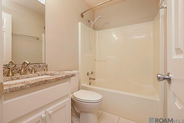 17419 Kaitlyn Dr, Baton Rouge, LA 70817