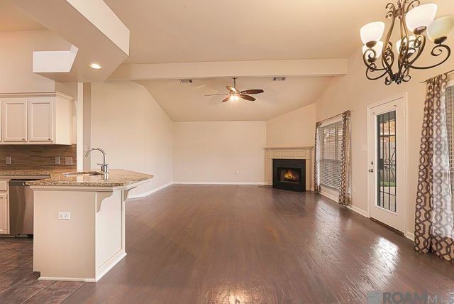 17419 Kaitlyn Dr, Baton Rouge, LA 70817