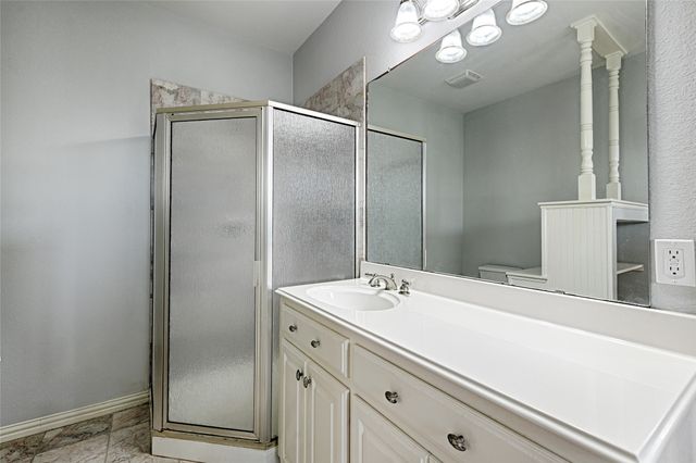 4082 Tracy Lane, Greenville, TX 75402