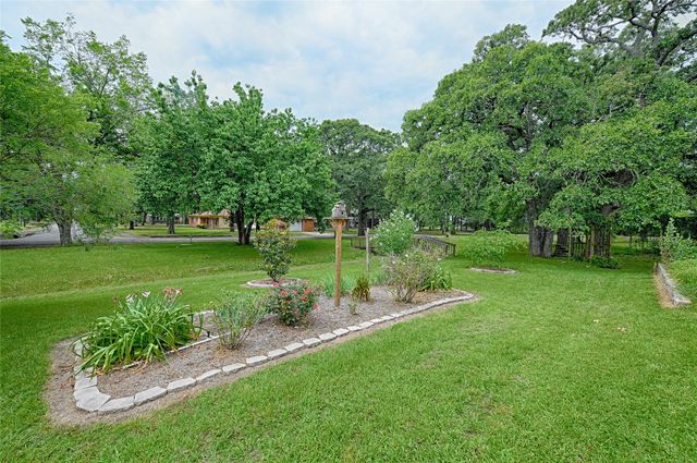 4082 Tracy Lane, Greenville, TX 75402
