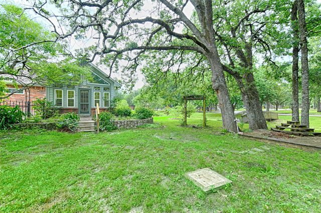 4082 Tracy Lane, Greenville, TX 75402