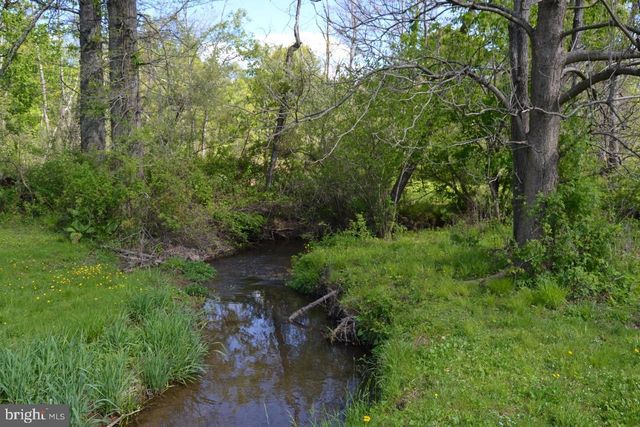 1045 ROUTE 100, Bechtelsville, PA 19505