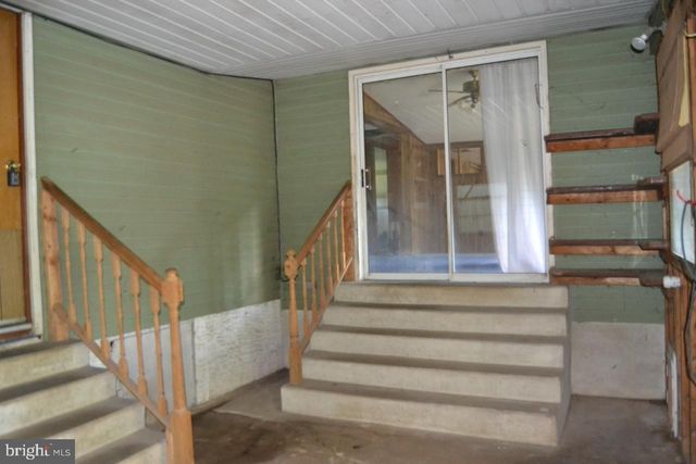1045 ROUTE 100, Bechtelsville, PA 19505