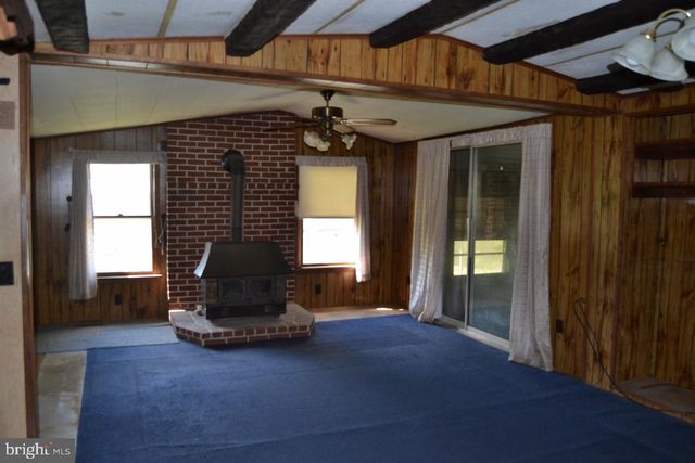 1045 ROUTE 100, Bechtelsville, PA 19505