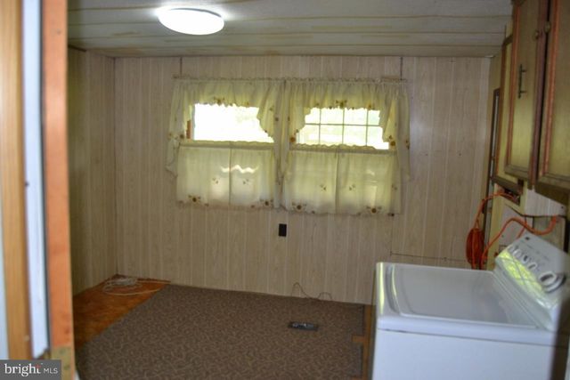 1045 ROUTE 100, Bechtelsville, PA 19505