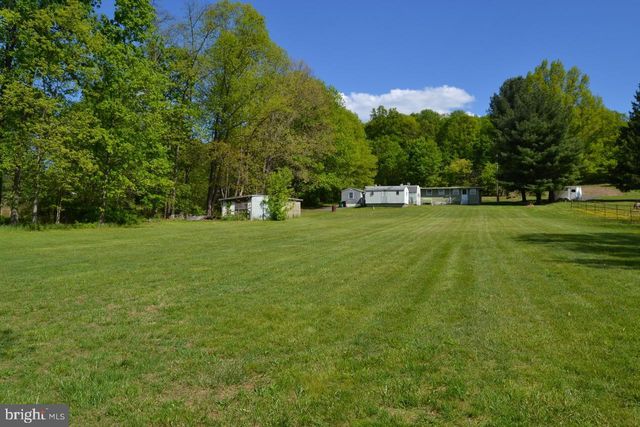 1045 ROUTE 100, Bechtelsville, PA 19505