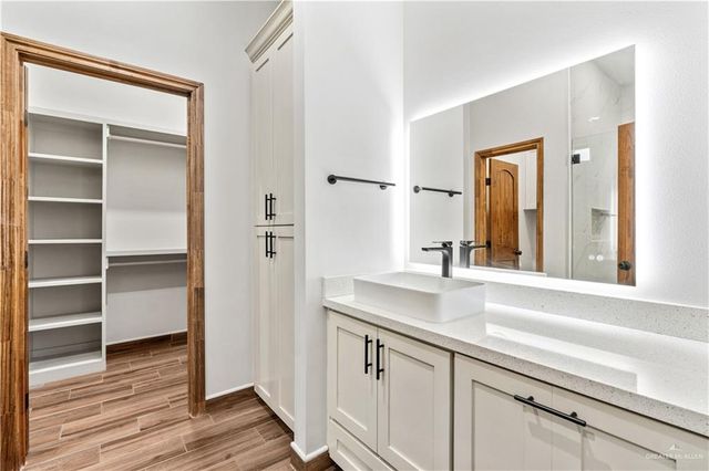 415 W Campeche Avenue, Mission, TX 78573