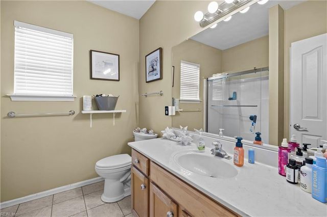 1881 Dolina DR, Virginia Beach, VA 23464