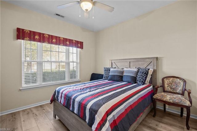 1881 Dolina DR, Virginia Beach, VA 23464