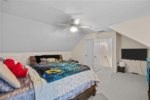 1881 Dolina DR, Virginia Beach, VA 23464