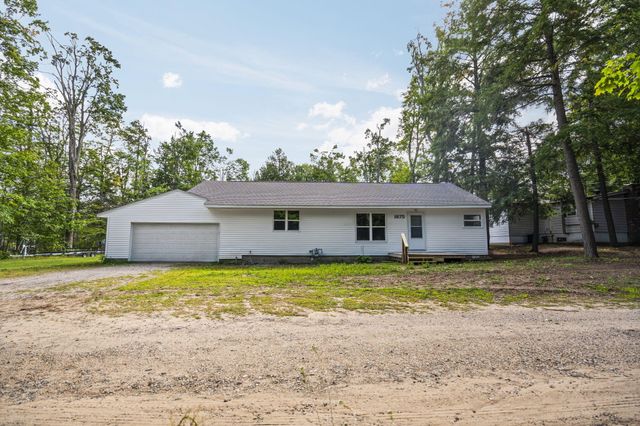 1875 Springdale, Gaylord, MI 49735