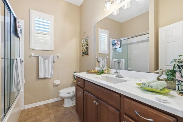 8683 BRIDGEPORT BAY CIRCLE, Mount Dora, FL 32757