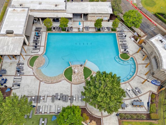 904 Royal Minister Boulevard, Lewisville, TX 75056