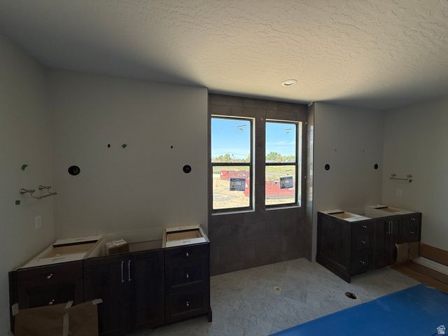 1427 W WILLOW BROOK LN, Kaysville, UT 84037
