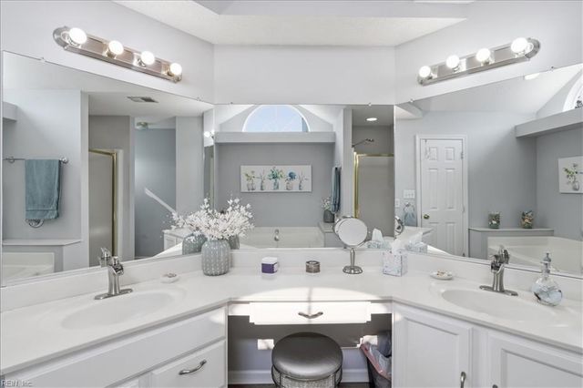 3517 Criollo DR, Virginia Beach, VA 23453