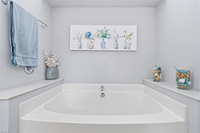 3517 Criollo DR, Virginia Beach, VA 23453