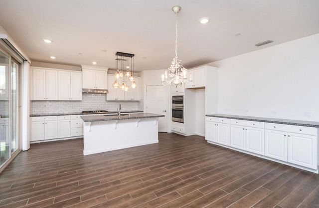 9269 Red Thistle Court, Sacramento, CA 95829