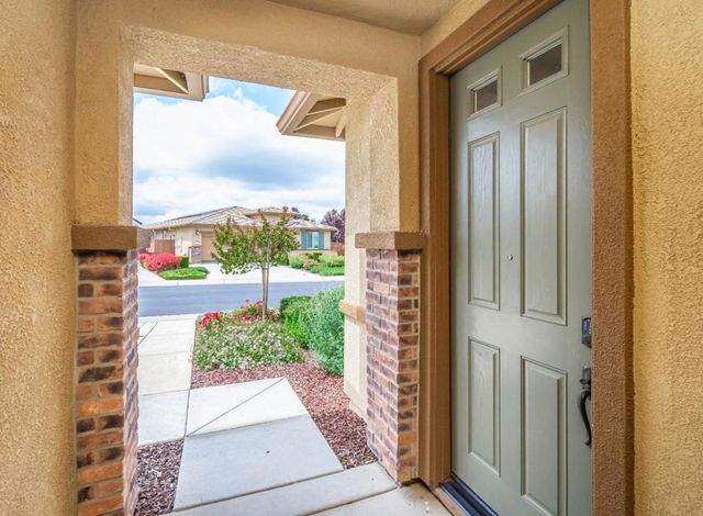 9269 Red Thistle Court, Sacramento, CA 95829