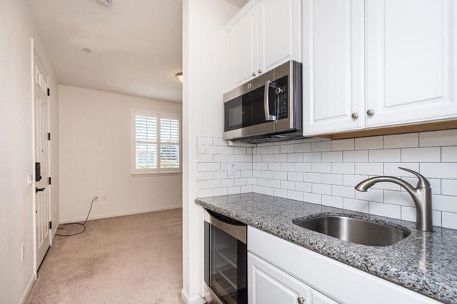 9269 Red Thistle Court, Sacramento, CA 95829