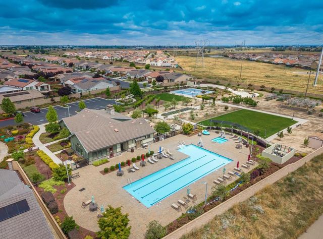 9269 Red Thistle Court, Sacramento, CA 95829