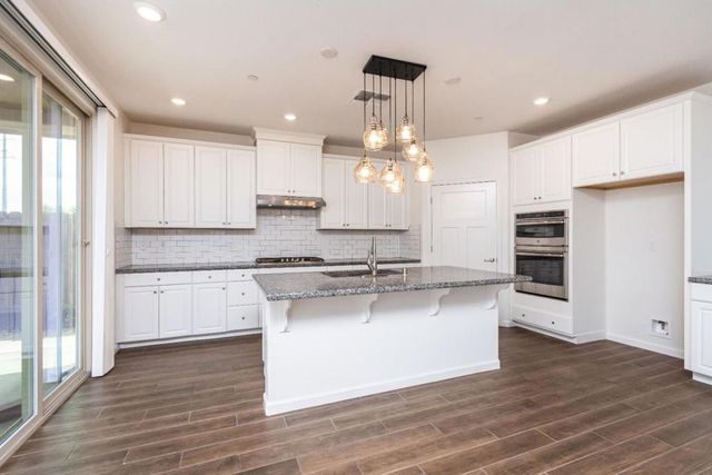 9269 Red Thistle Court, Sacramento, CA 95829