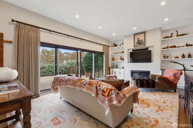 140 Hernandez Avenue, San Francisco, CA 94127